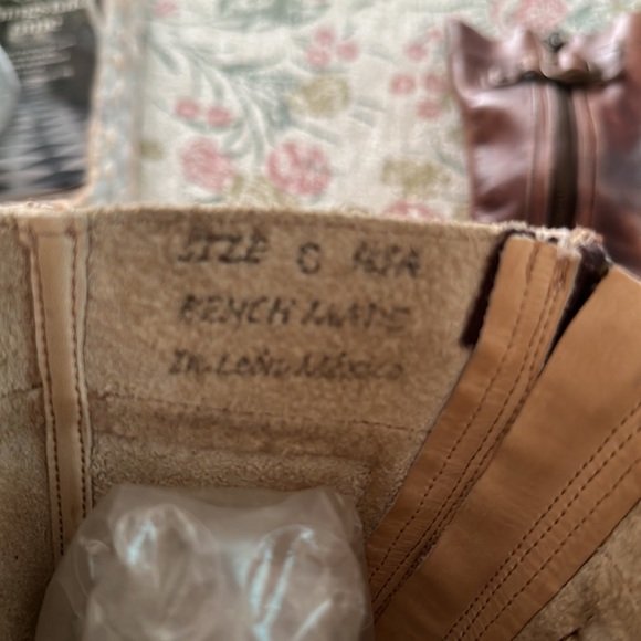 Boho Bed Stu boots - Picture 10 of 10